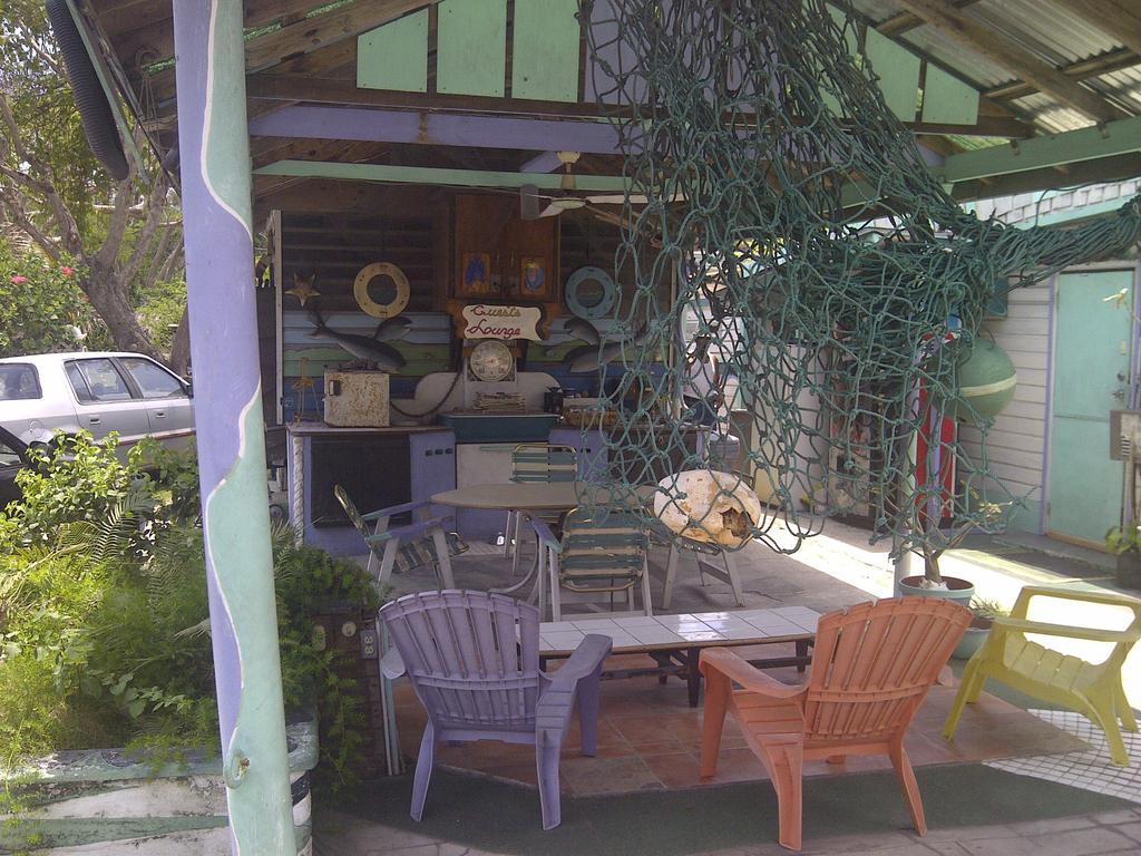 Arawak Inn Nassau Dış mekan fotoğraf
