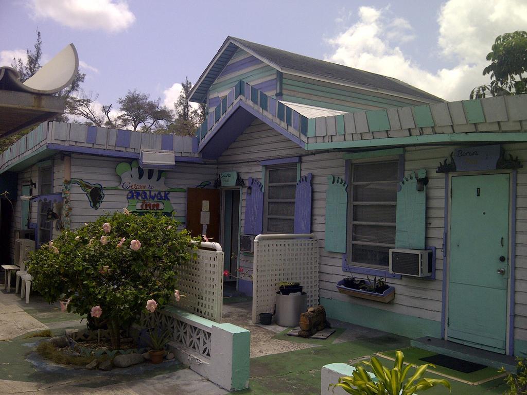 Arawak Inn Nassau Dış mekan fotoğraf